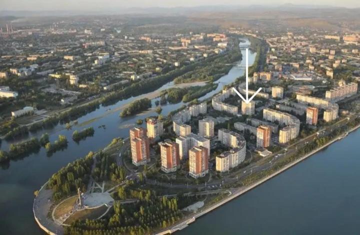 Apartment на Стрелке с красивым видом на Иртыш Усть-Каменогорск Экстерьер фото